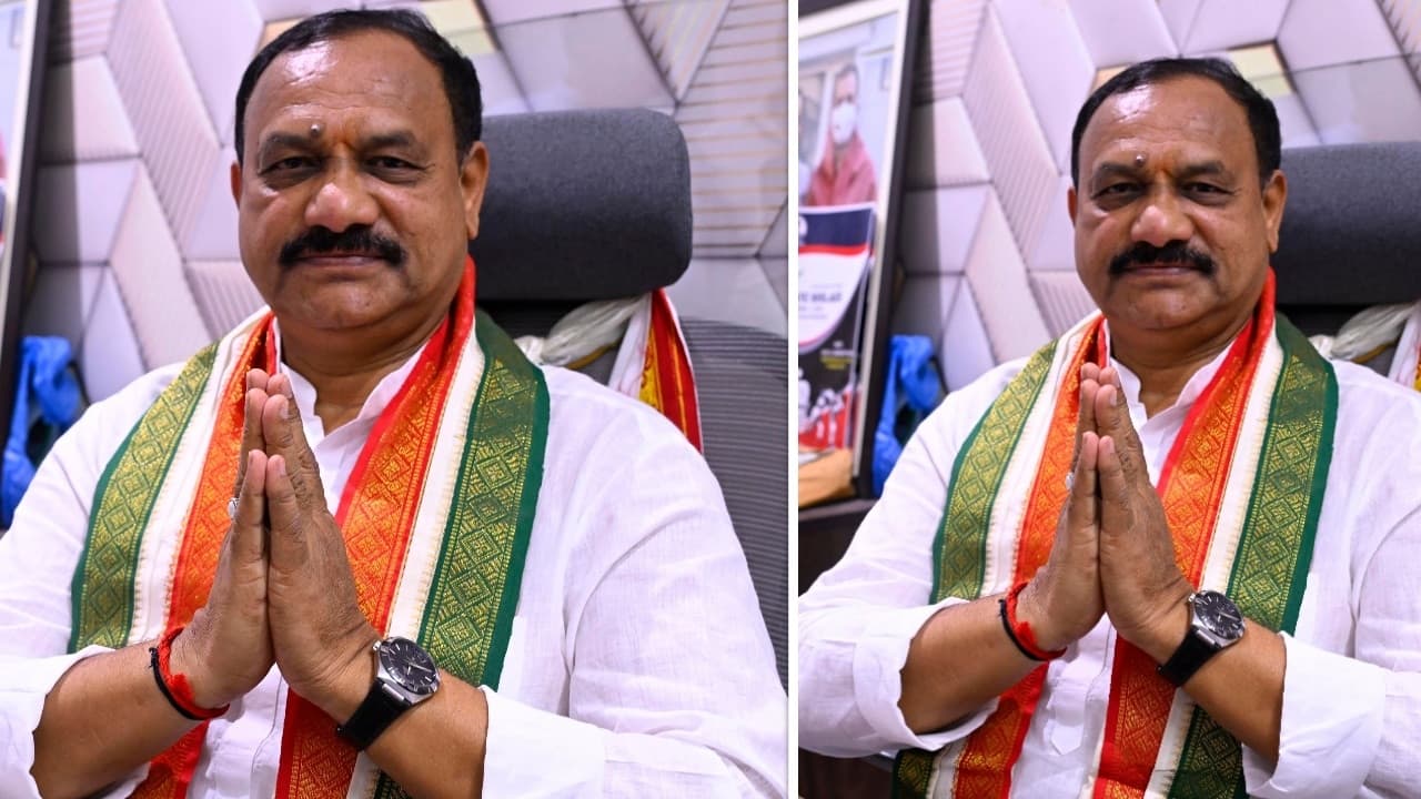 ప్రజాస్వామ్య దేశంలో ఉన్నామా? నియంత దేశంలో ఉన్నామా