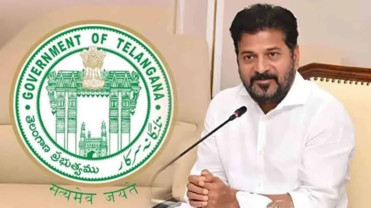 విద్యార్థులకు సీఎం రేవంత్ శుభవార్త.. నేరుగా అకౌంట్లలోకి ఫీజు రీయింబర్స్ మెంట్
