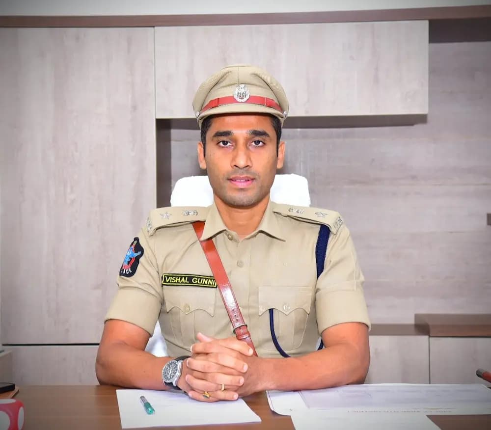 ఐపీఎస్ అధికారి విశాల్ గున్ని సస్పెన్షన్ మరోసారి పొడిగింపు