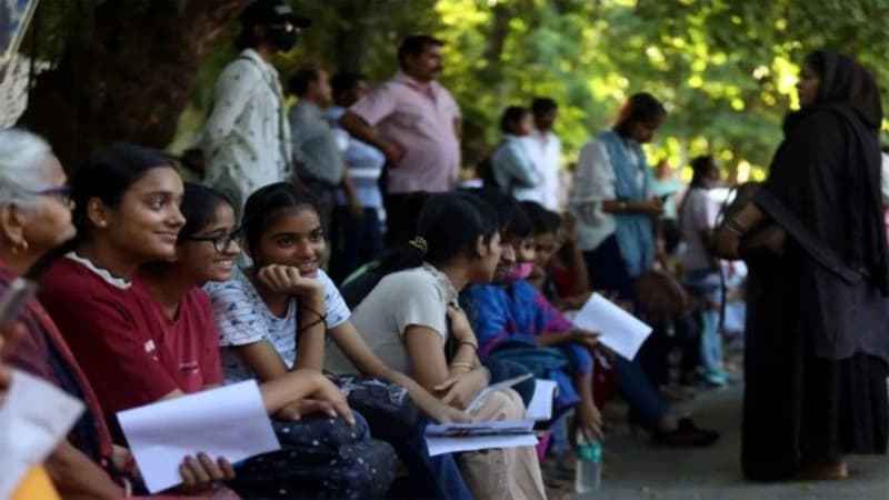 అభ్యర్థులకు బిగ్ అలర్ట్
