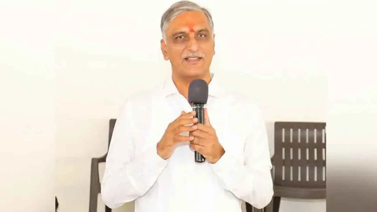 మాజీ మంత్రి, ఎమ్మెల్యే హరీష్ రావు పుట్టినరోజున రక్తదాన శిబిరం