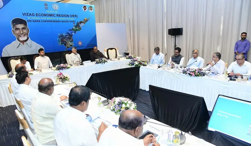 విశాఖను బే సిటీ’గా మార్చడమే లక్ష్యం