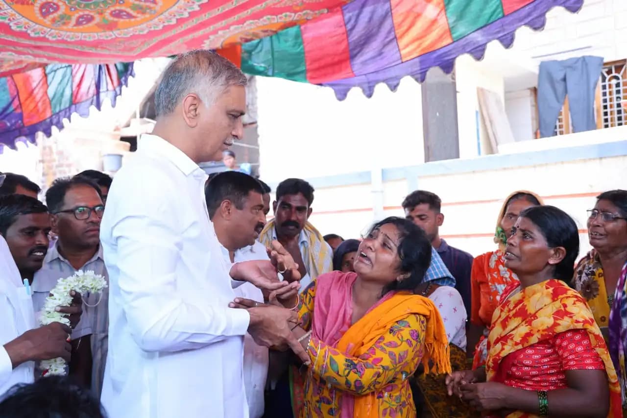 ప్రభుత్వ నిర్లక్ష్యం వాళ్ళ రైతులు బలి