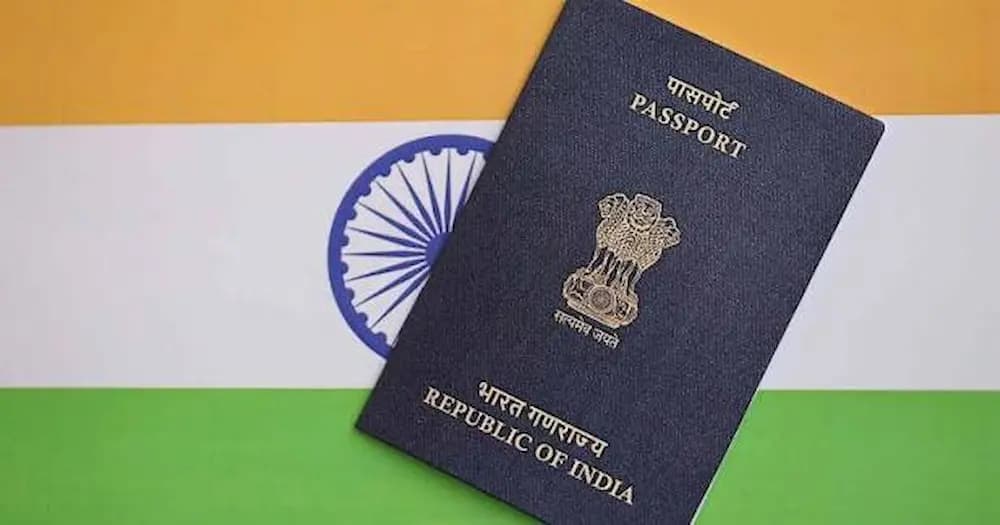 యూఏఈలో భారత పాస్ పోర్ట్, వీసా సేవలు బంద్