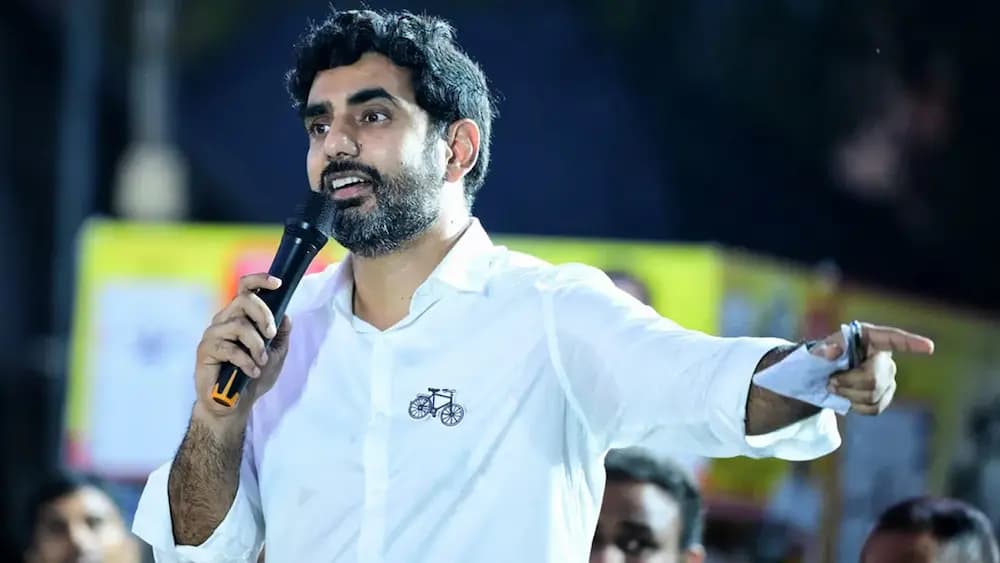 కూటమి విజయాలను ప్రతి ఇంటికీ చేరవేయాలి..టీడీపీ శ్రేణులకు లోకేశ్ పిలుపు