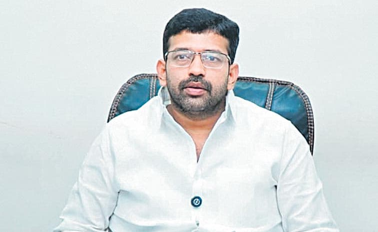 డీఎస్సీలో అక్రమాలపై రేపు వైఎస్సార్ సీపీ ధర్నా