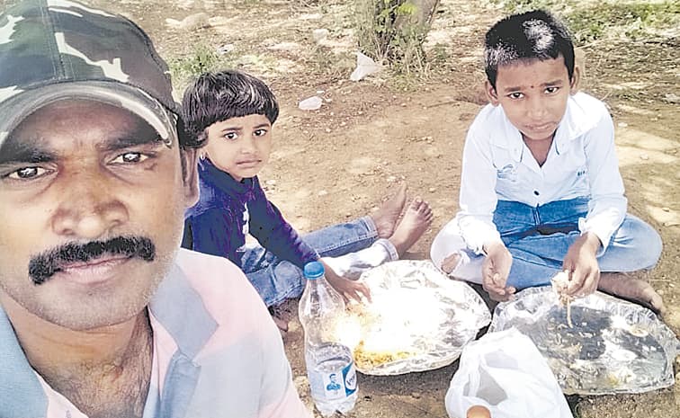బిర్యానీ తినిపించి.. తెప్పలో తీసుకెళ్లి