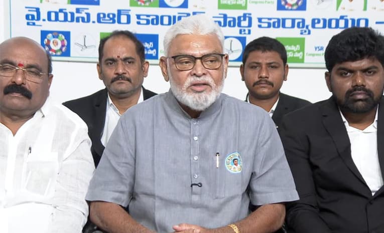 వచ్చే నెలలో పాదయాత్ర చేస్తున్నా