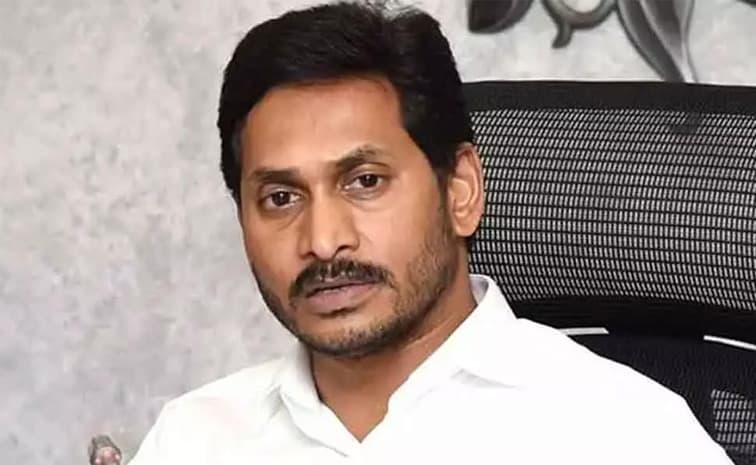 ఢిల్లీ అగ్ని ప్రమాదంపై వైఎస్ జగన్ తీవ్ర దిగ్భ్రాంతి