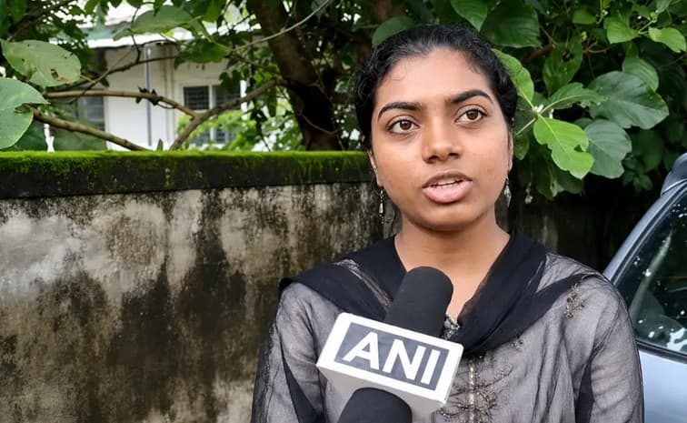 నీట్ ’లో 640.. అయినా ప్రభుత్వ సీటు గల్లంతు