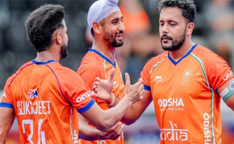 హాకీ ప్రపంచ కప్.. ఇంగ్లండ్ చేతిలో భార త్ ఓట మి