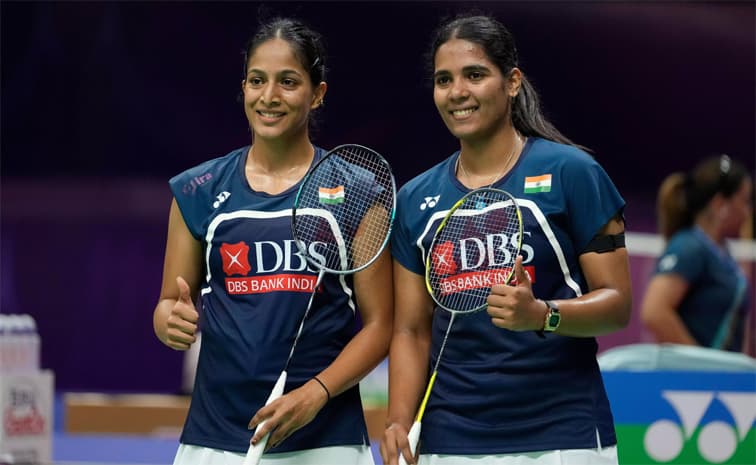 ప్రీ క్వార్టర్స్ కు దూసుకెళ్లిన త్రీసా-గాయత్రీ జోడీ