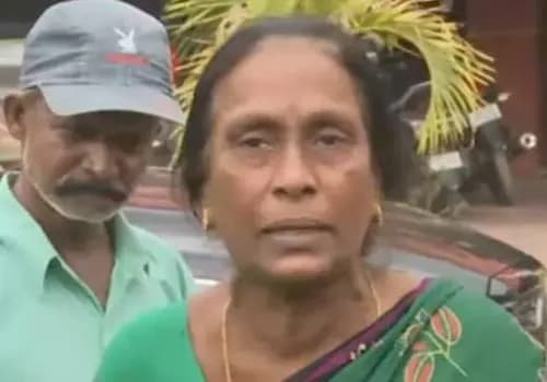 సాయికృష్ణ కాళ్లపై మేకులు కొట్టి సీఐ నాగరాజు చంపాడు