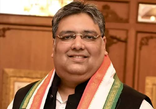న్యాయవాది హత్య ఆరోపణలు...కాంగ్రెస్ నుండి ఆలమ్ ఖాన్ సస్పెన్షన్