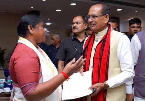 వీబీజీ రామ్ జీ చట్టాన్ని ఉప సంహ రించుకోవాలి