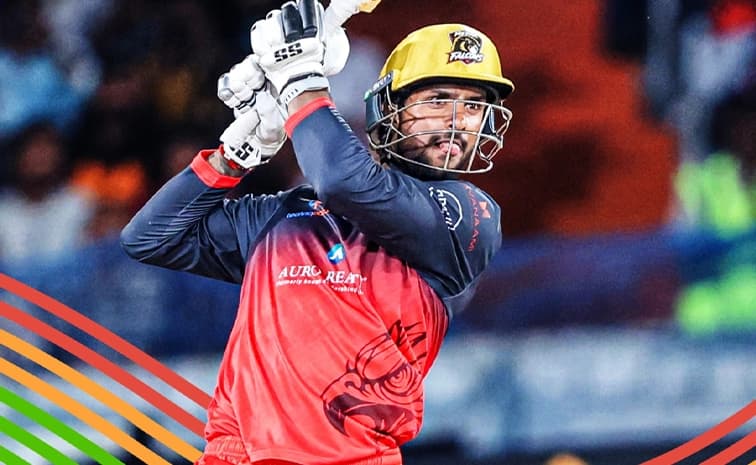 తిలక్ వర్మ విధ్వంసకర సెంచరీ