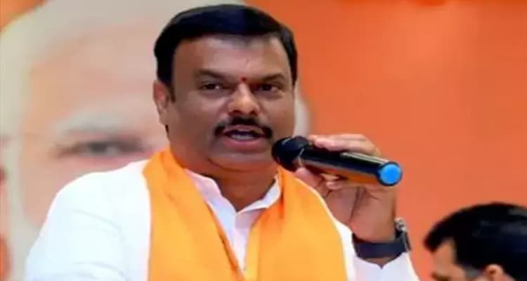 వైఎస్ జగన్ అక్కడకు వెళ్లి మొసలి కన్నీరు