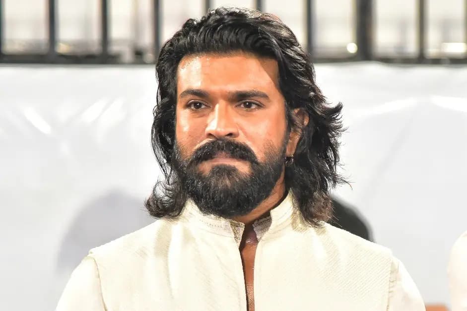 రామ్ చ ర ణ్ సాలిడ్ లైన ప్
