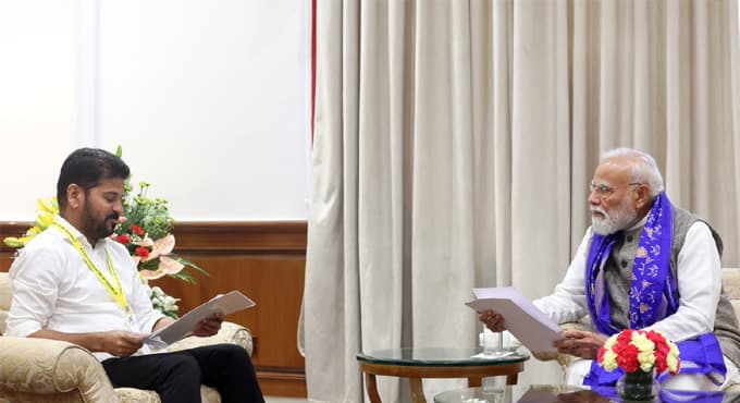 రాష్ట్ర ప్రాజెక్టులకు కేంద్రం సహకరించాలి.. ప్రధాని మోడీకి ముఖ్యమంత్రి రేవంత్ రెడ్డి విజ్ఞప్తి