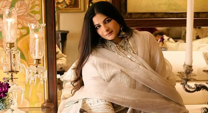 కోట్ల విలువైన ఆభ ర ణాల ను పోగొట్టుకున్న రియా