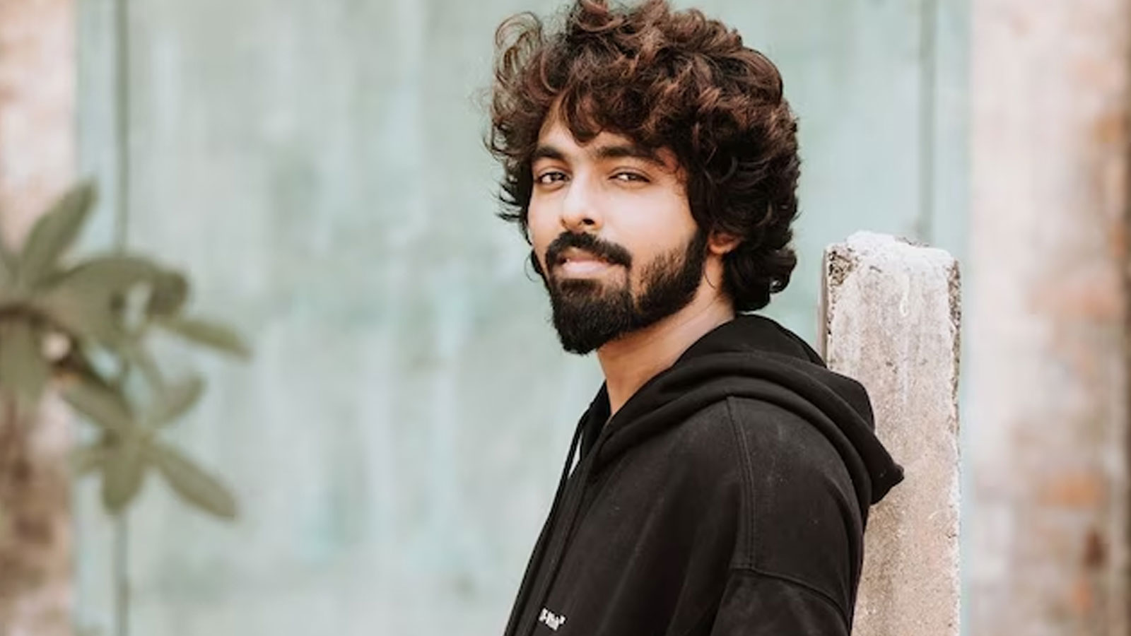 ఇరుముడిపై పెరిగిన అంచనాలు.. జీ.వీ. ట్వీట్ తో మరింత హైప్