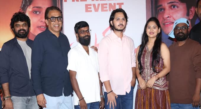 హుషార్ పిట్టలు’ ప్రీమియర్లకు మంచి రెస్పాన్స్ వస్తోంది - నిర్మాత వెంకట్ యాదవ్