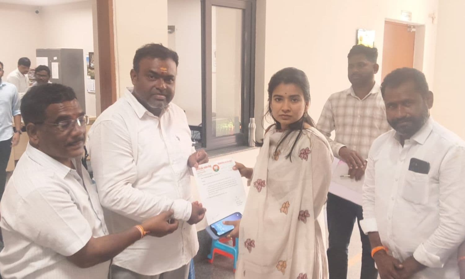 రాజన్న దర్శనంలో జాప్యం వద్దు కలెక్టర్ కు బీజేపీ డిమాండ్