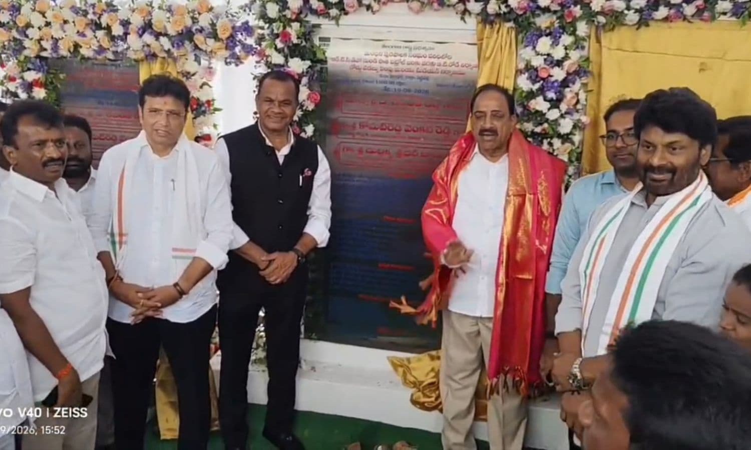 మంథనిలో రూ.164 కోట్ల అభివృద్ధి పనులకు మంత్రుల శంకుస్థాపన