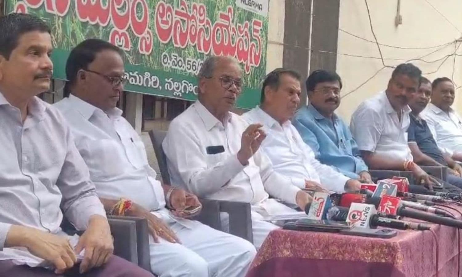 రైస్ మిల్లర్లపై అధికారుల వేధింపులు ఆపాలి