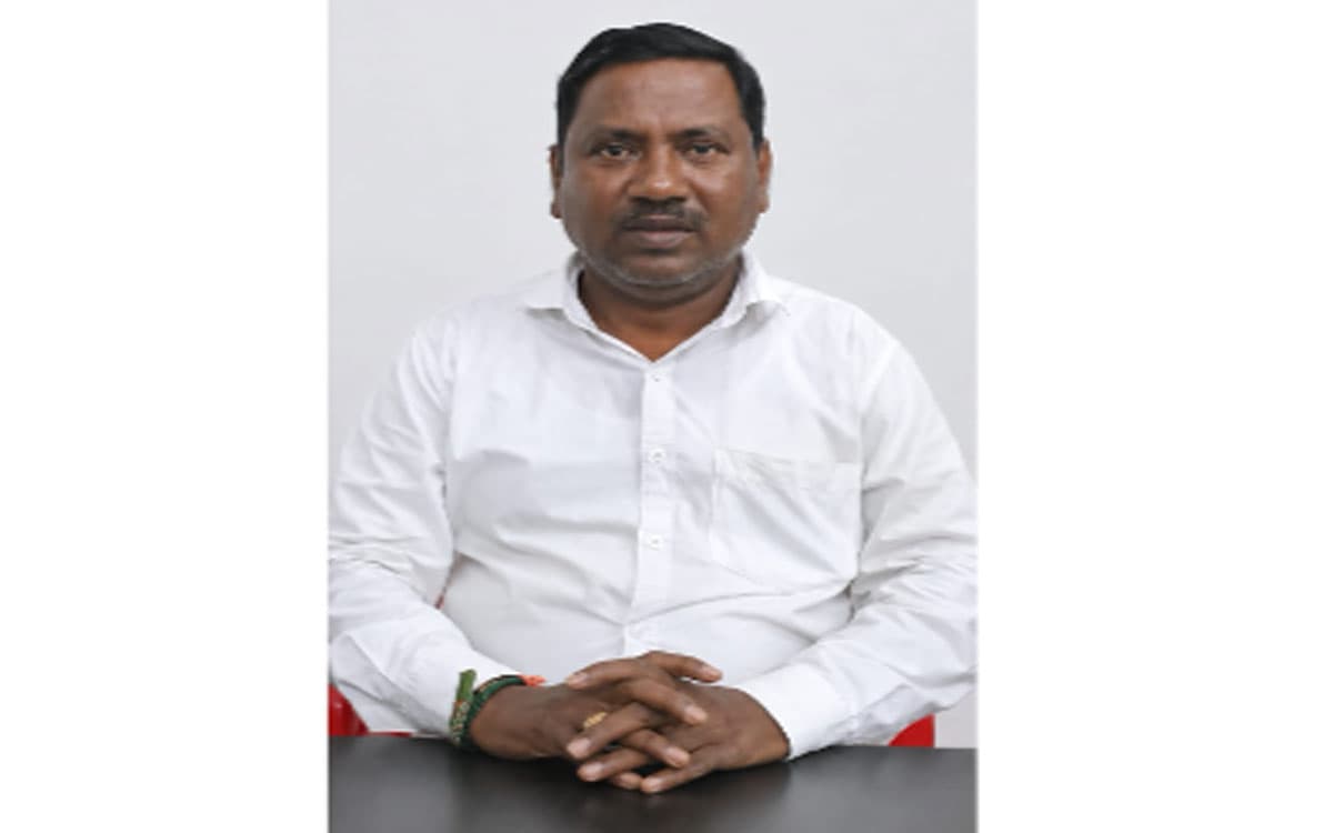 స ర్ డ్రాఫ్ట్ కొండని త వ్వి ఎలకను పట్టినట్లుగా ఉంది