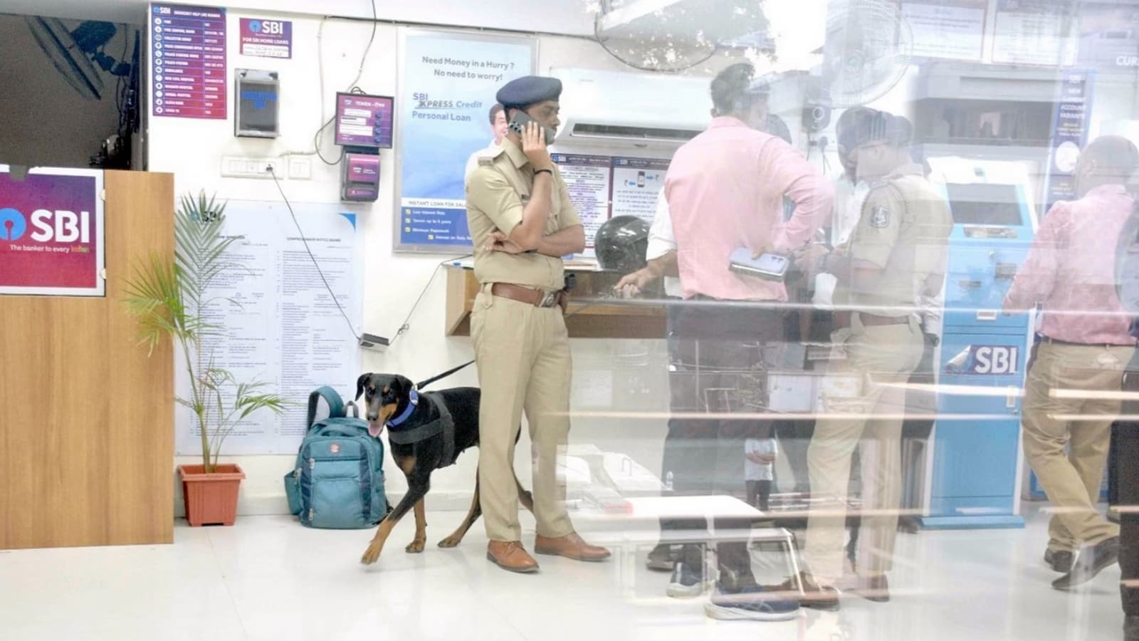 Surat Sbi Branch Heist 2 More Arrested From Hideout On Karnataka Tn Border