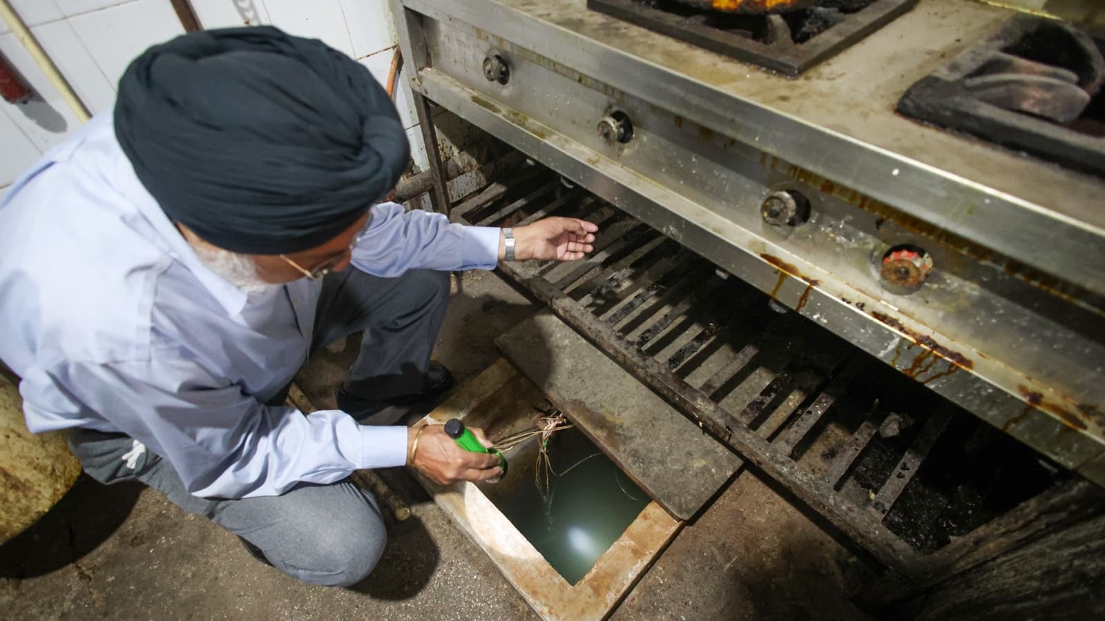 Explained How Low Pressure Ageing Pipes And Leaks Contaminate Delhis Water