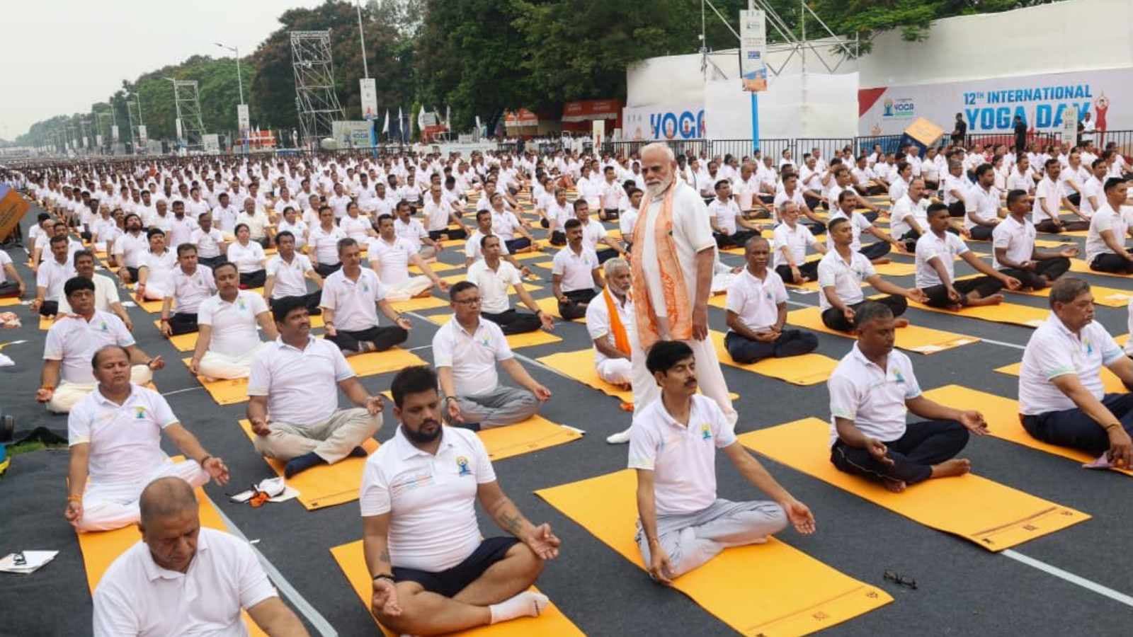 India No Longer Just A Defence Buyer Pm Modi At Navy Warship Induction