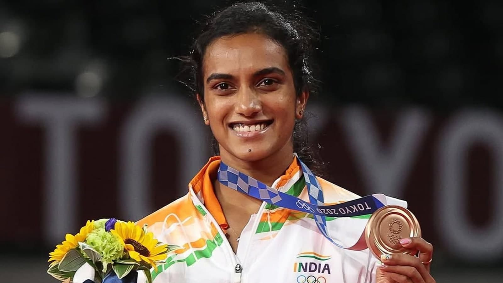 Core Benefits Pv Sindhu Weighted Sit Ups