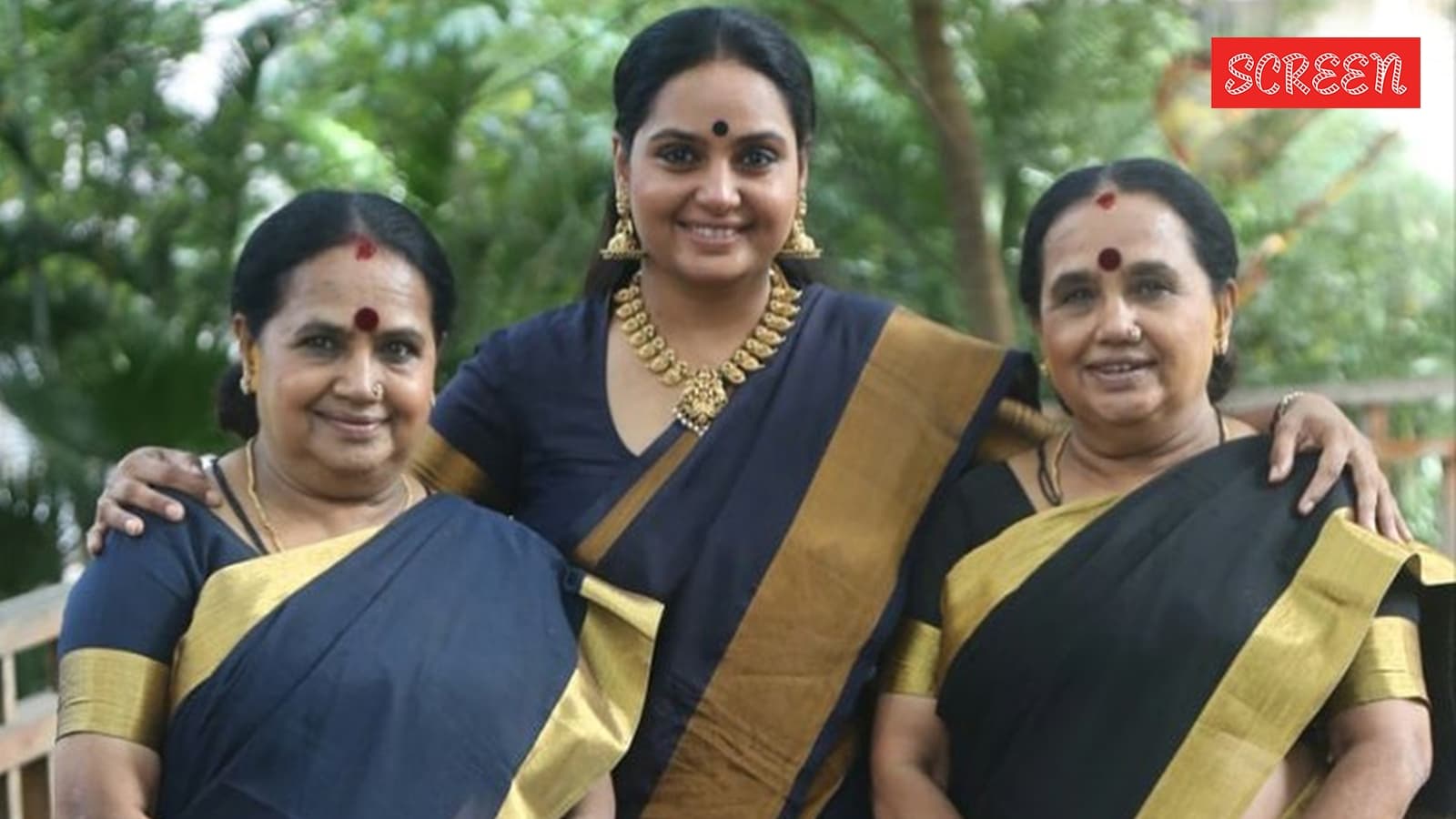 Kannada Actress Shruthi Krishna Kottaram Veettile Apputtan Ambili Twin Mothers Family