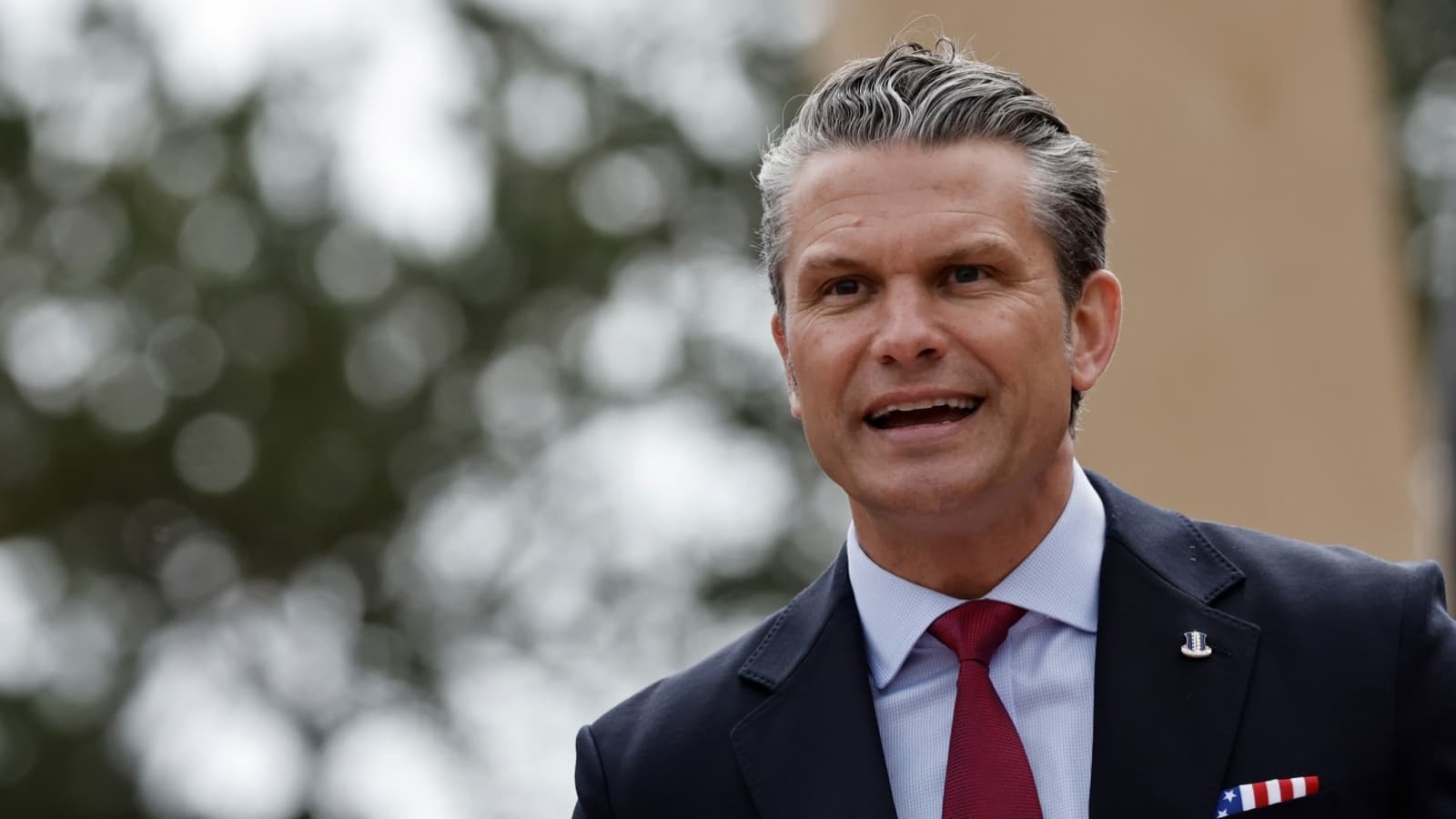 Iran Closes Strait Of Hormuz Us Strikes Bandar Abbas Qeshm Hegseth Negotiate With Bombs