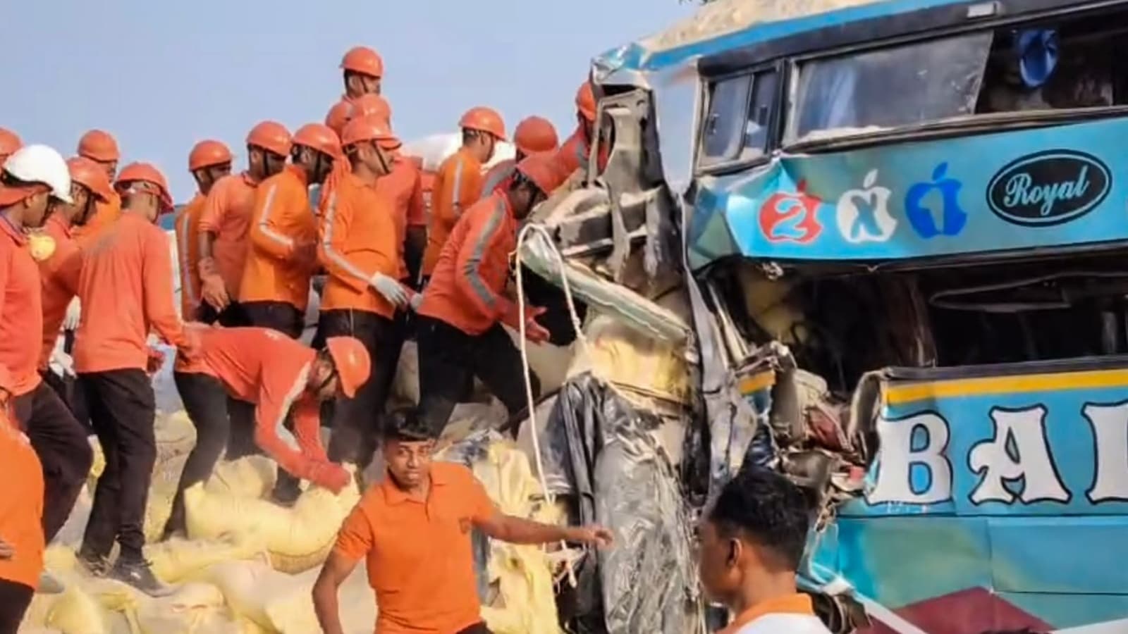Sleeper Bus Rams Stationary Truck Vadodara Deaths Injured