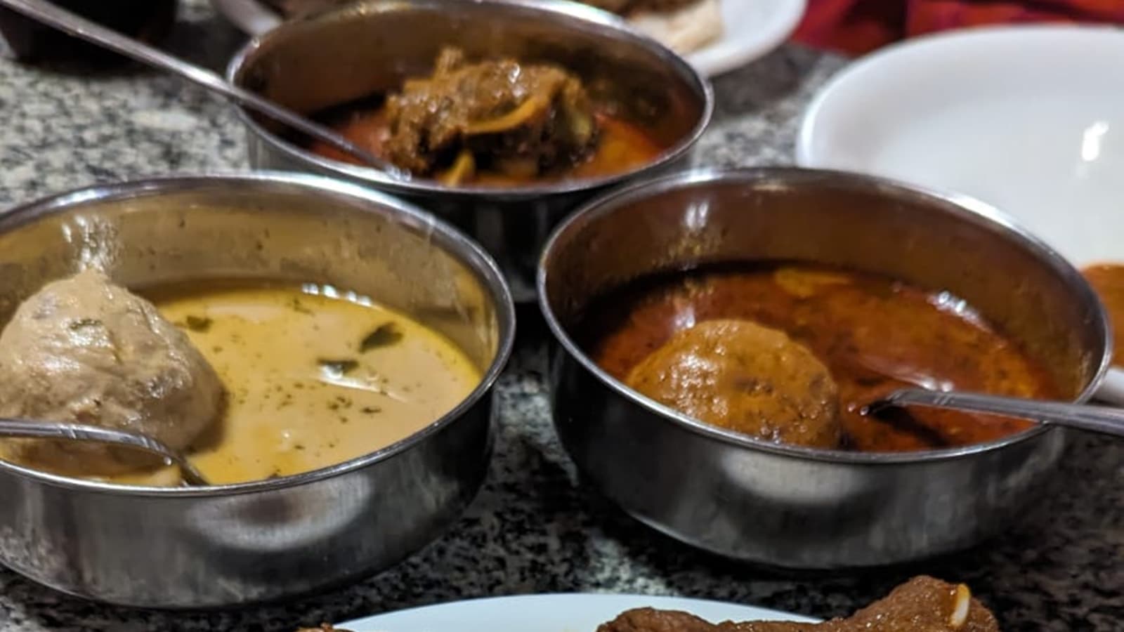 In Peak Wedding Season Mutton Goes Off Kashmirs Wazwan Menu