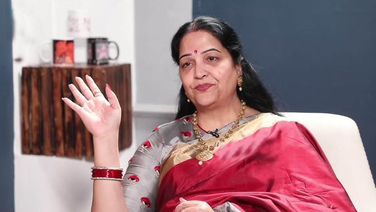 అప్పటివరకు బోరింగ్ పాప అనేవాళ్లు.. ఆ హీరో సినిమాతో మేడమ్ అంటున్నారు.. టాలీవుడ్ నటి