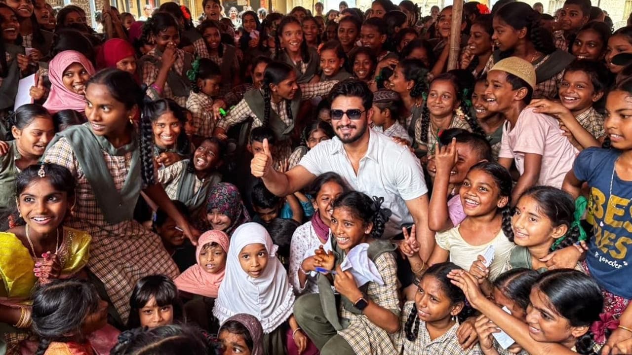 మీరు గ్రేట్ సార్.. గొప్ప మనసు చాటుకున్న హీరో నిఖిల్.. ఏకంగా 1000 మంది స్కూల్ పిల్లలకు