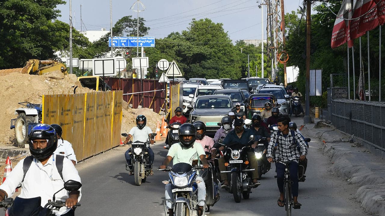 కేబీఆర్ పార్క్ వైపు వెళ్లేవారికి బిగ్ అలర్ట్.. ఆగస్ట్ 18 నుంచి కొత్త ట్రాఫిక్ రూల్స్.. పోలీసుల సూచనలు