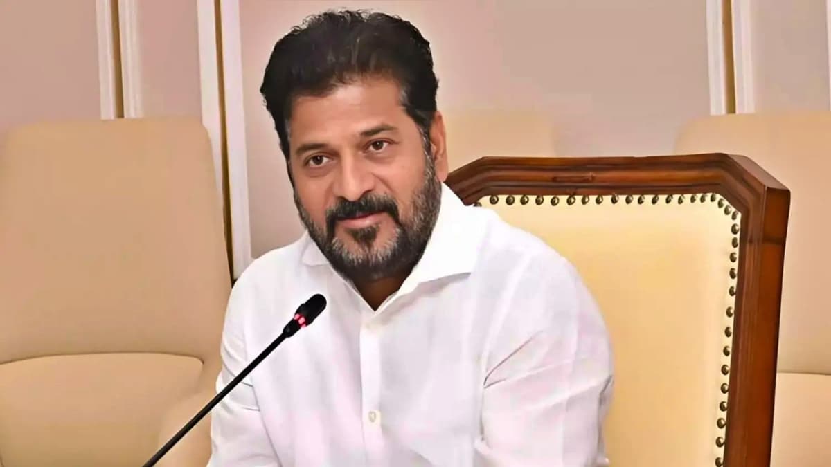 హైదరాబాద్ కు రూ. లక్ష కోట్లు ఇవ్వండి