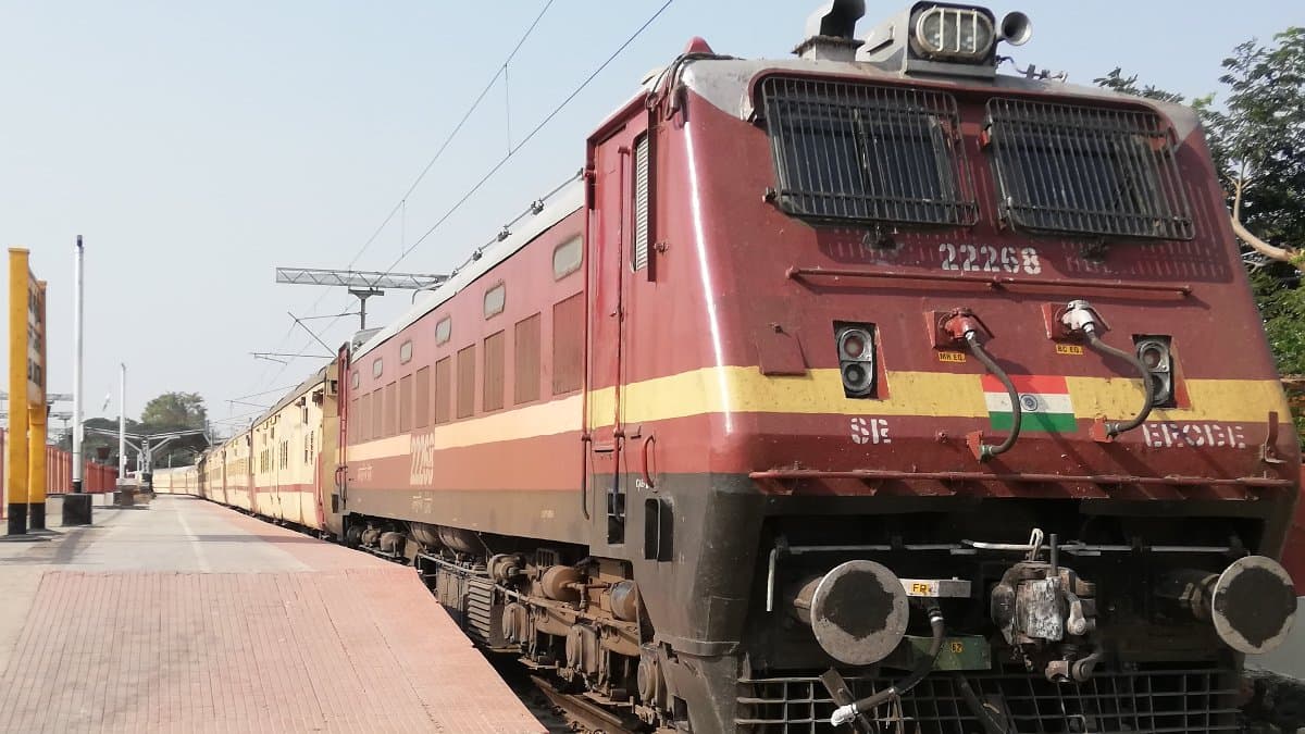 సర్కార్ ఎక్స్ ప్రెస్ ప్రయాణికులకు ముఖ్య గమనిక