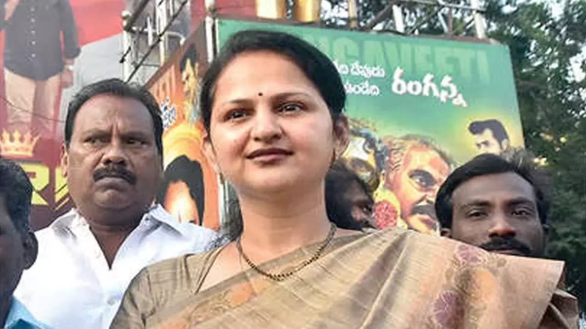 వంగవీటి రంగా కుమార్తె ఆ పార్టీలోకి ఎంట్రీ ఫిక్స్