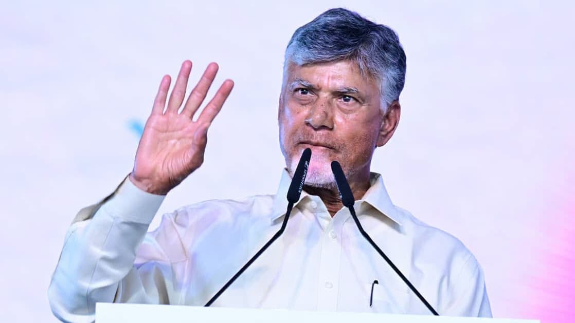 Chandrababu Naidu Criticises Jagan Mohan Reddys Mental Instability On Capital Issue