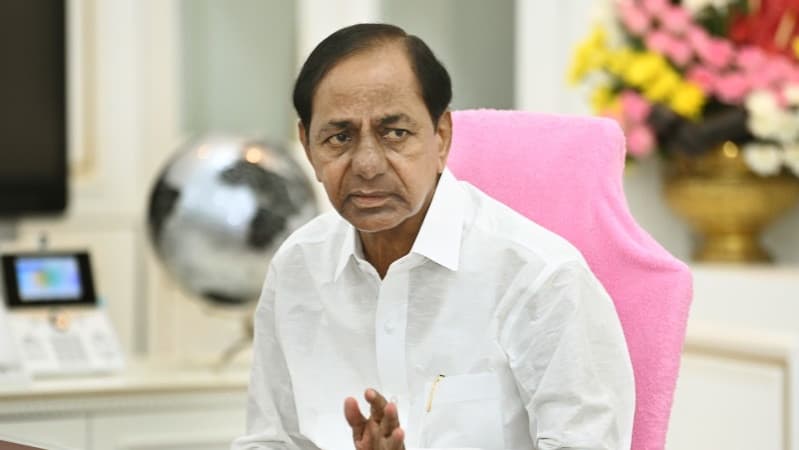 కొమ్మిడి నర్సింహారెడ్డి మృతి పట్ల కేసీఆర్ విచారం