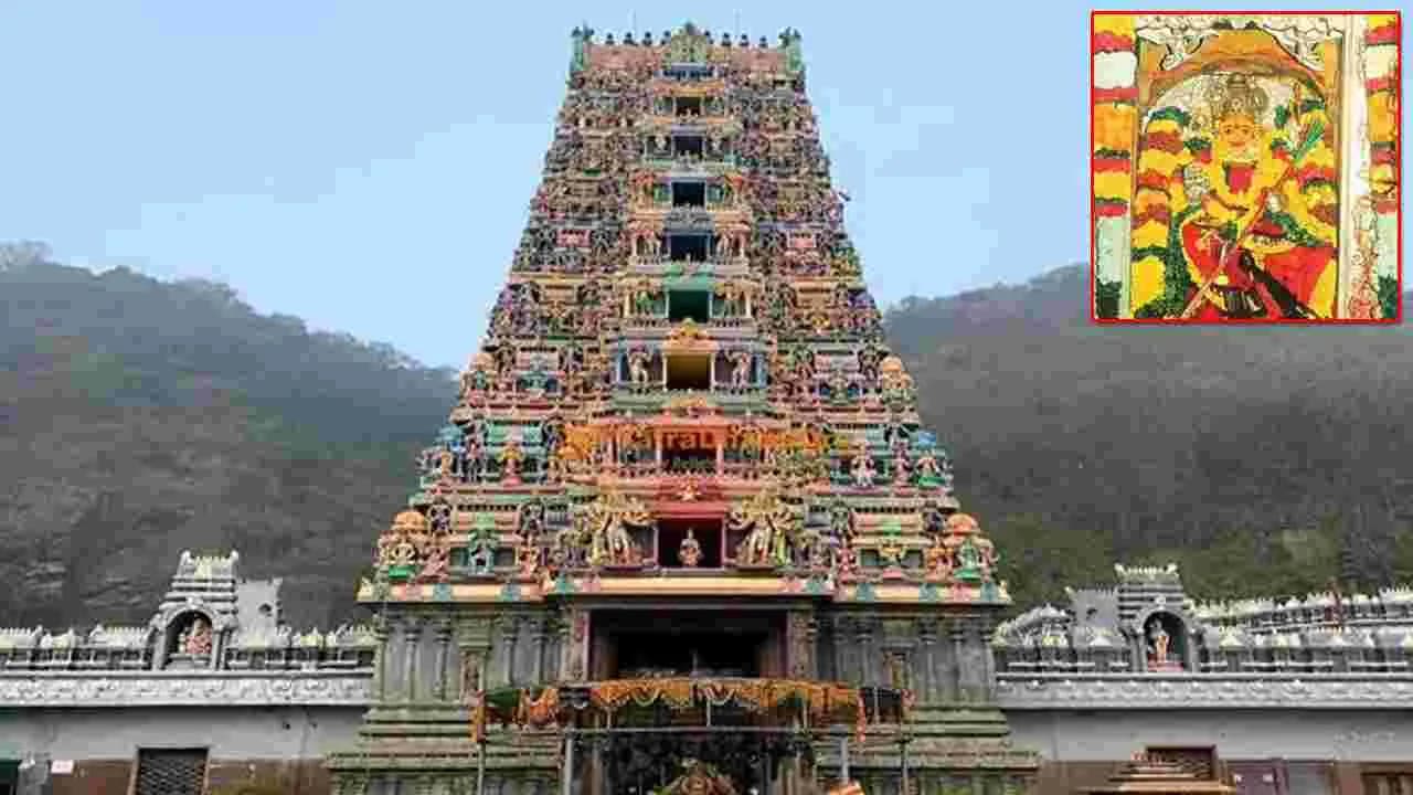 బెజవాడ కనకదుర్గమ్మ ఆలయానికి భారీ ఆదాయం.. ఎన్ని కోట్లో తెలుసా