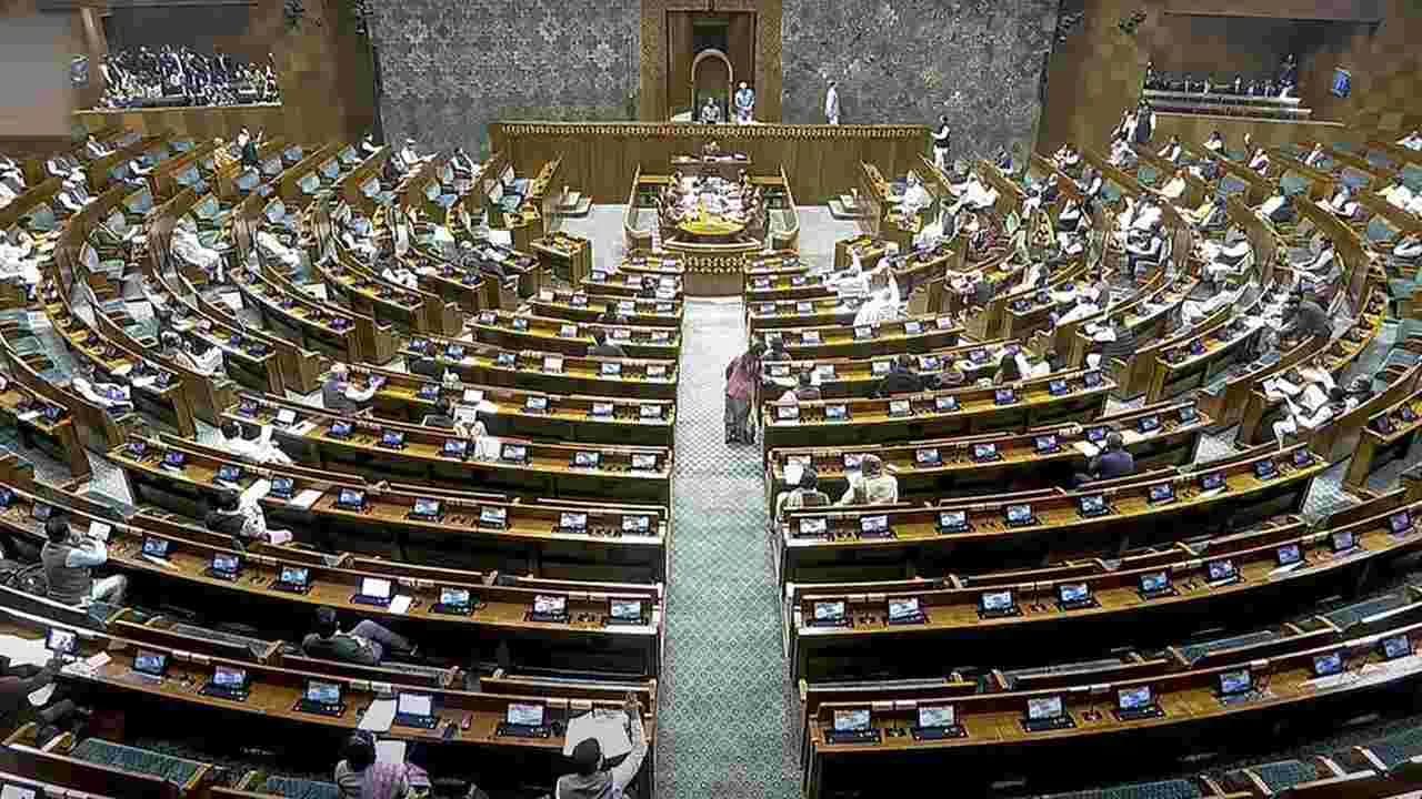 మెగావాట్ల తేలియాడే సోలార్ ప్లాంట్లకు