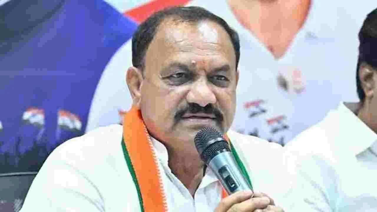 ప్రజాస్వామ్యంలో ఎంతటి వారైనా మెడలు వంచక తప్పదు