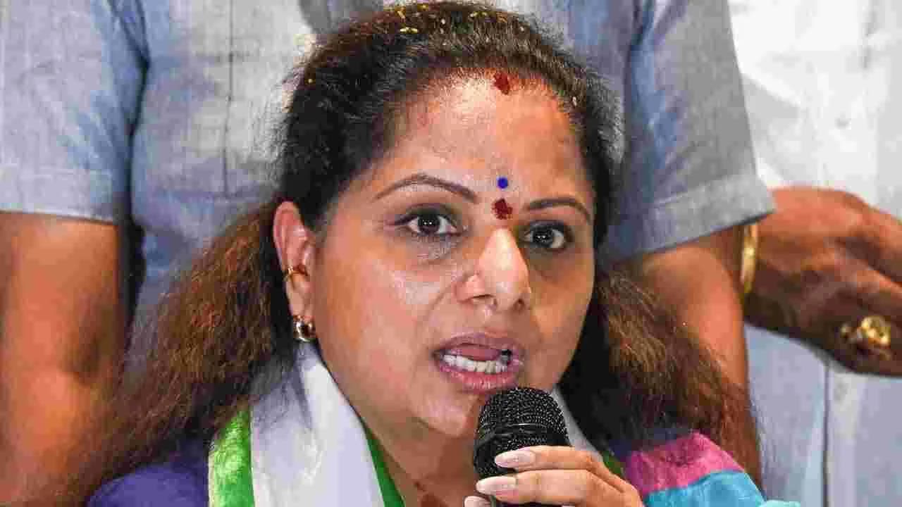 చరిత్ర తెలుసుకున్న వాళ్లే భవిష్యత్తును నిర్మించగలరు